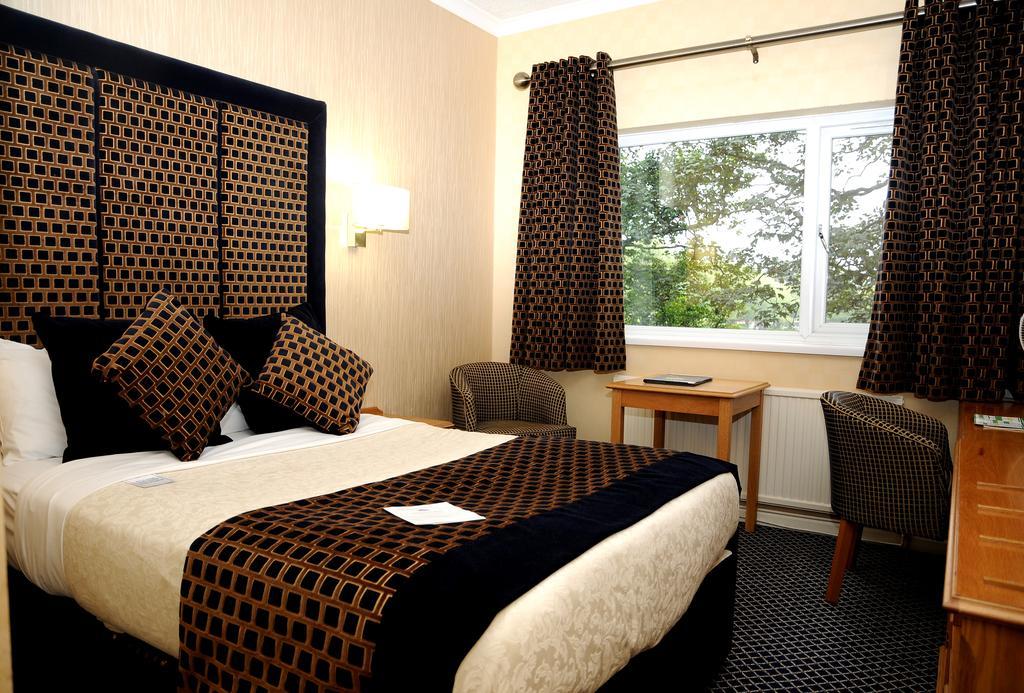 Carlton Park Hotel Ρόδεραμ Δωμάτιο φωτογραφία