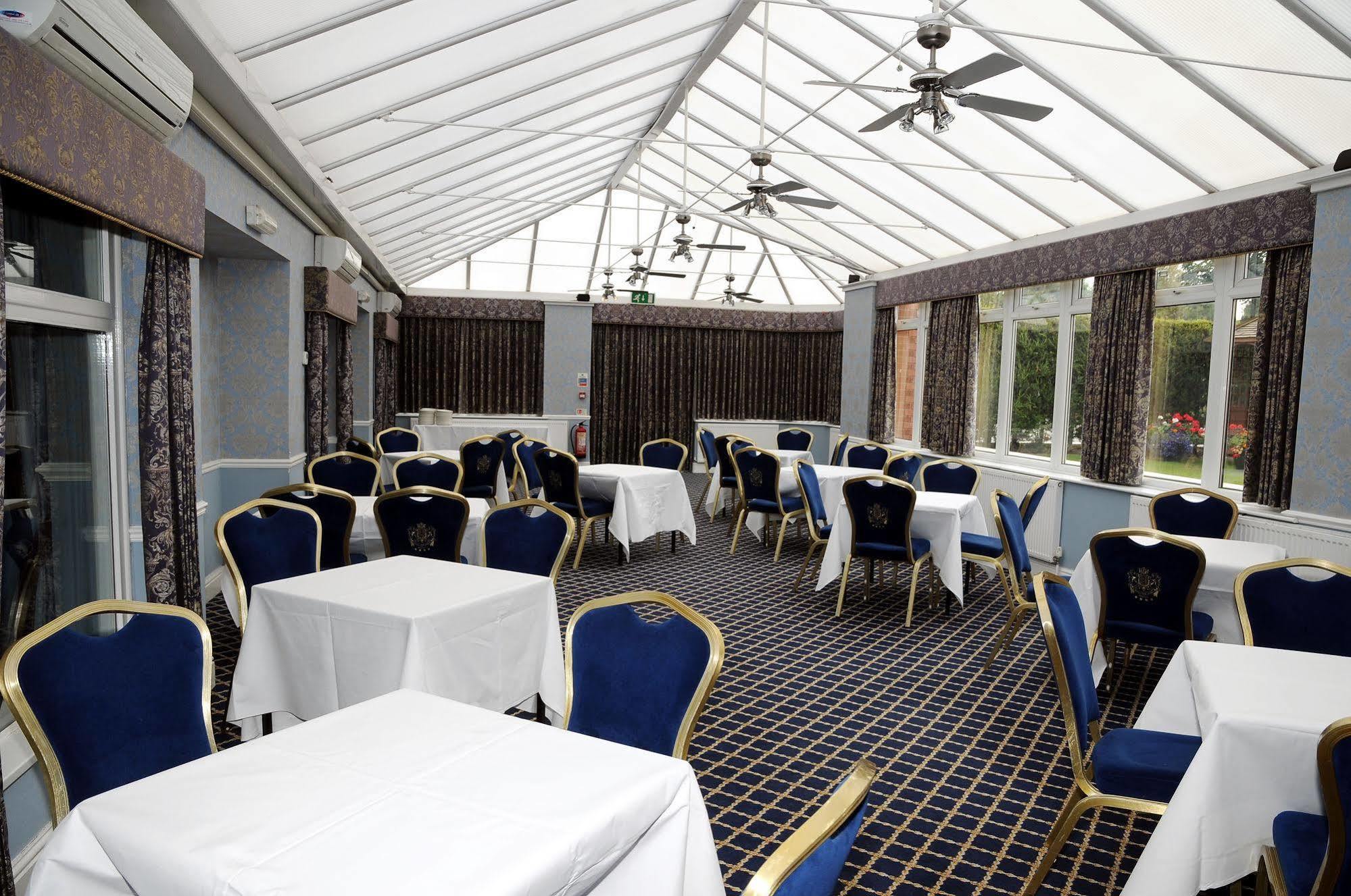 Carlton Park Hotel Ρόδεραμ Εξωτερικό φωτογραφία