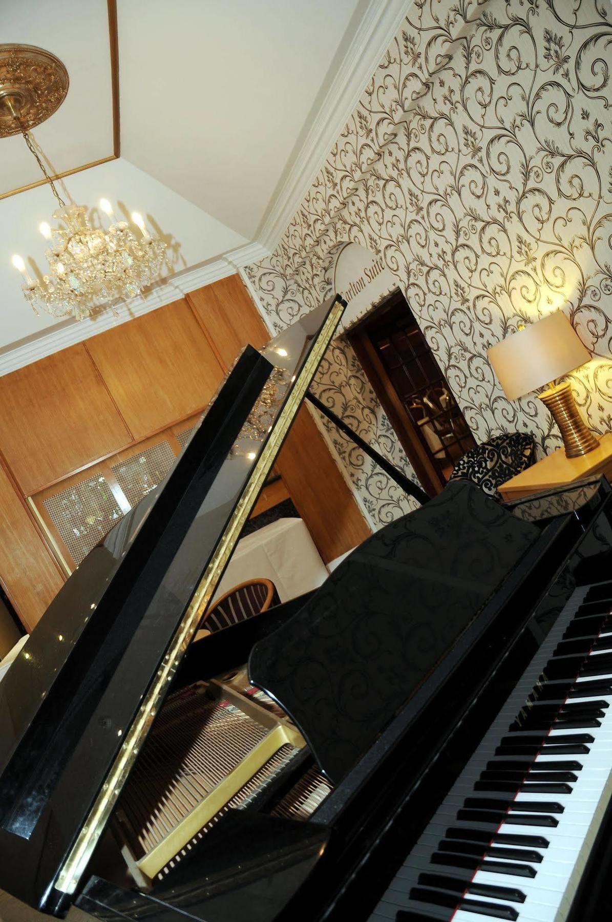 Carlton Park Hotel Ρόδεραμ Εξωτερικό φωτογραφία