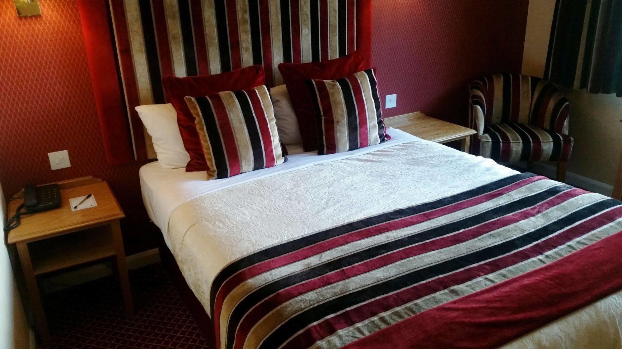 Carlton Park Hotel Ρόδεραμ Εξωτερικό φωτογραφία